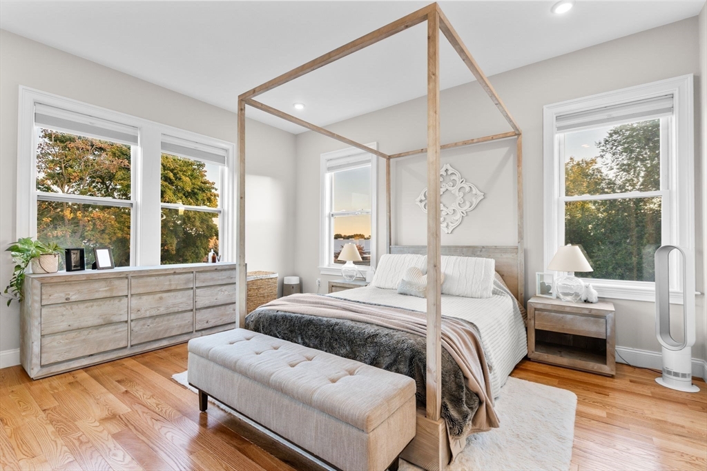 35 Somerset Ave, Winthrop