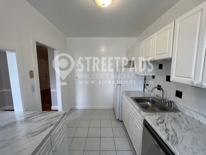 1163 Beacon St, Longwood