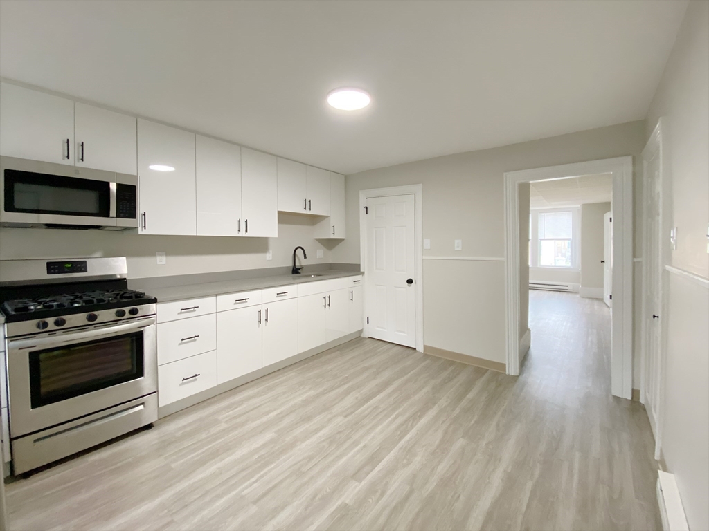 124 Trenton St, Eagle Hill