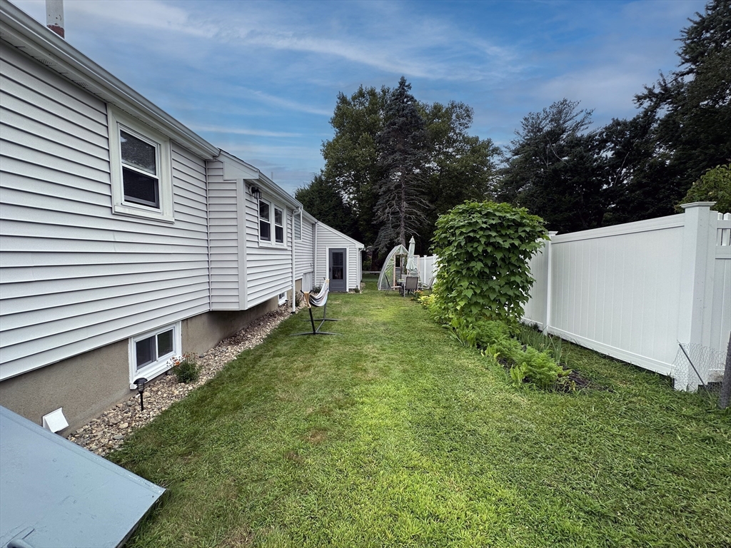 15 Wayland Rd, Wakefield