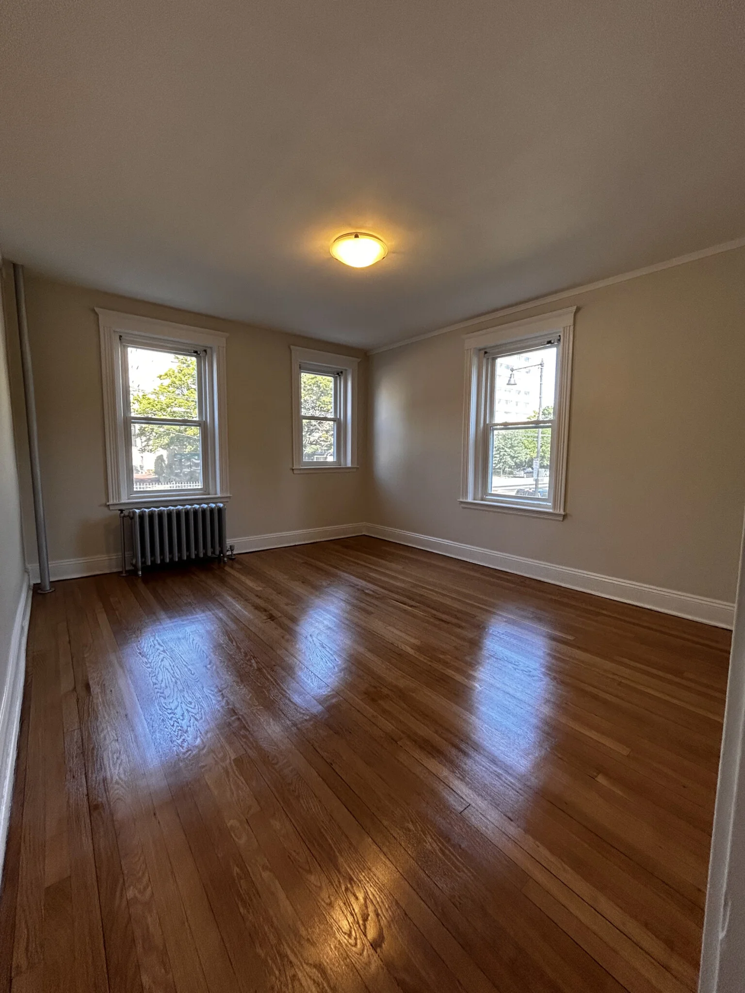 1940 Commonwealth Ave, Brighton