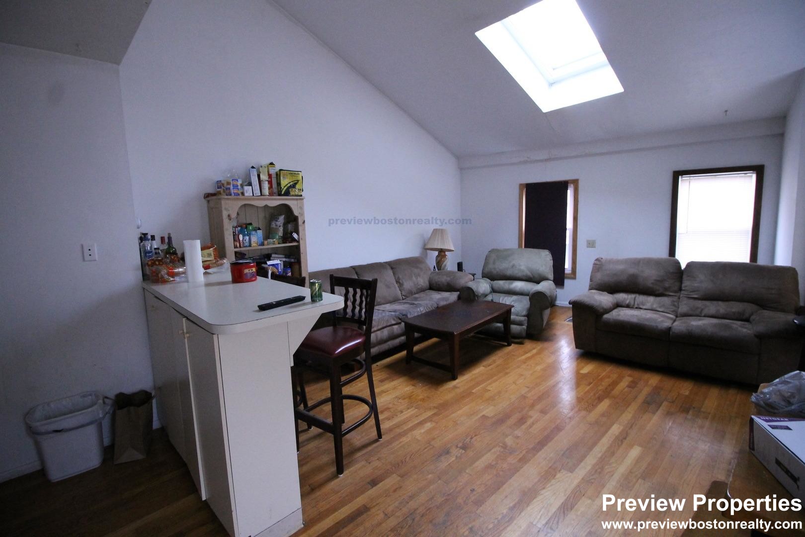 8 Shepard St, Brighton