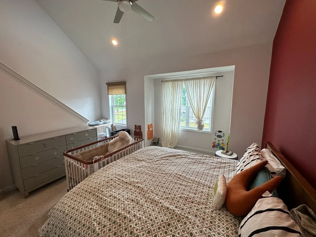 3 Riley Rd, Tyngsborough