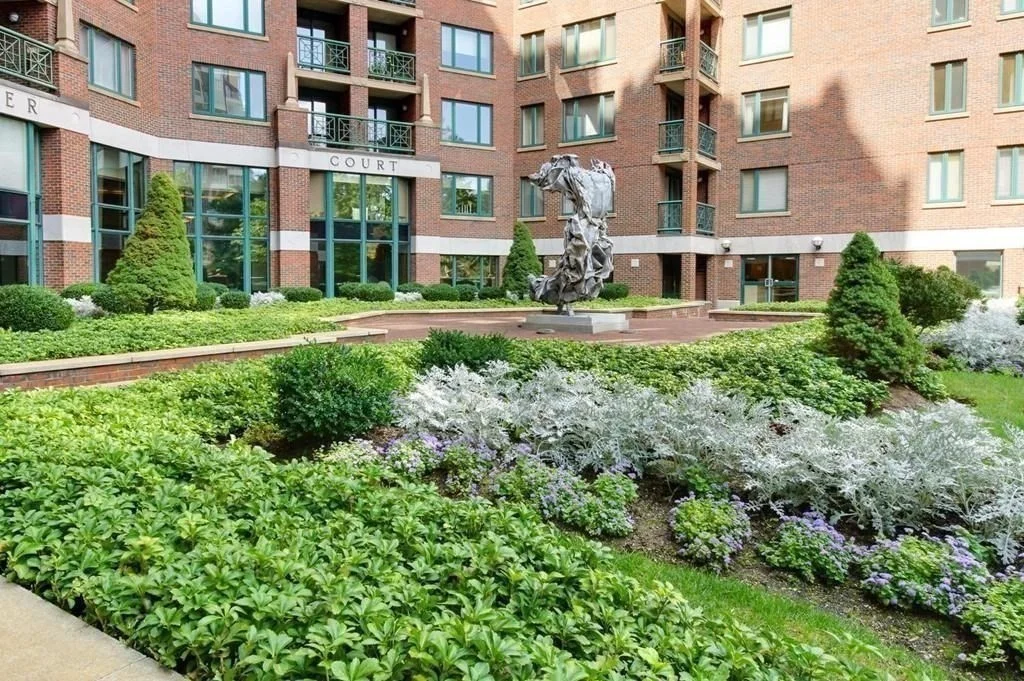 10 Rogers St, Kendall Square