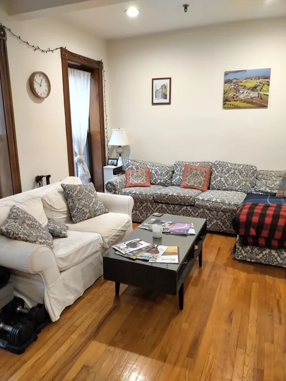 280A Shawmut Ave, South End