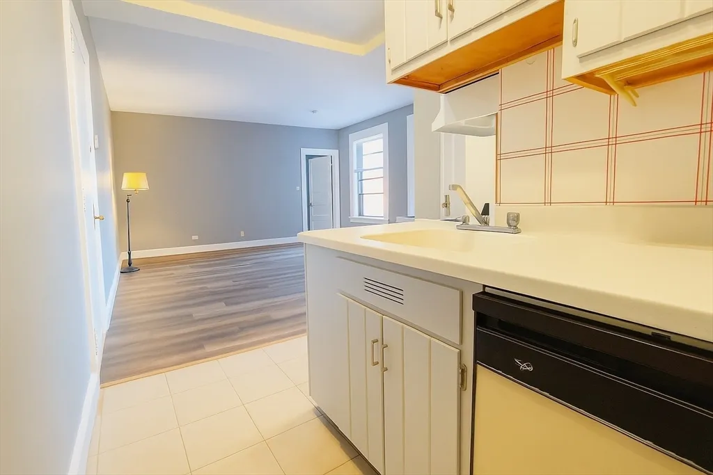 140 Chestnut, Springfield