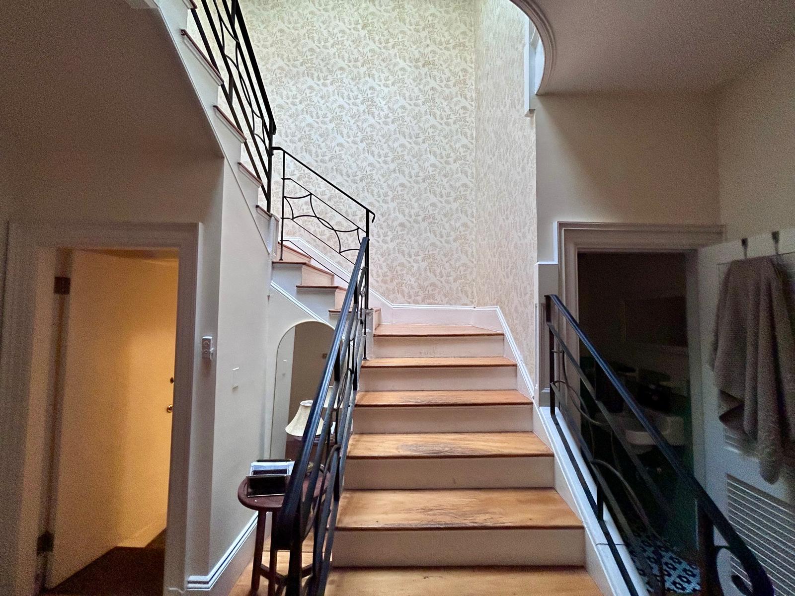 1712 Beacon St, Brookline