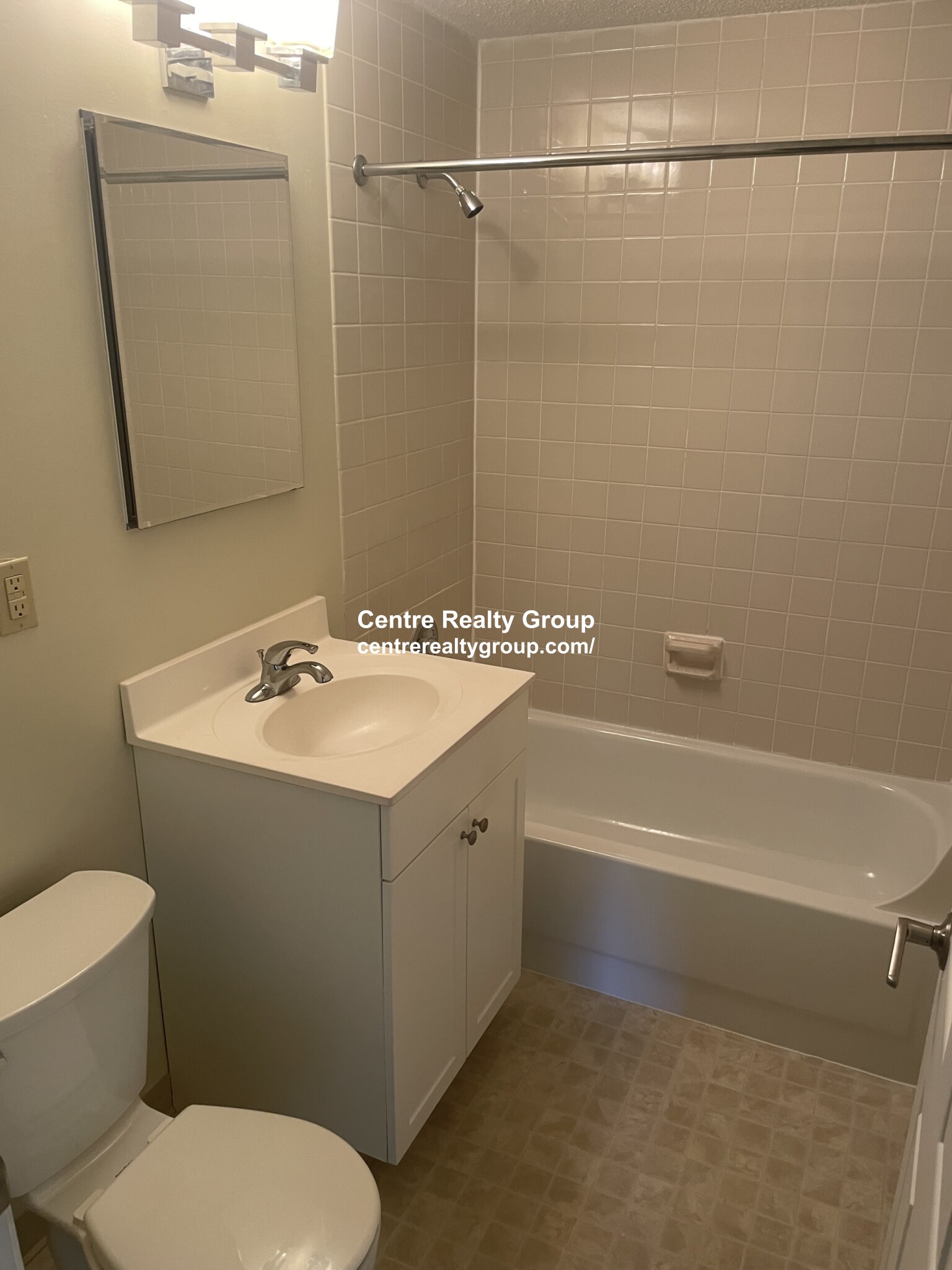 2261 Washington St, Newton Lower Falls