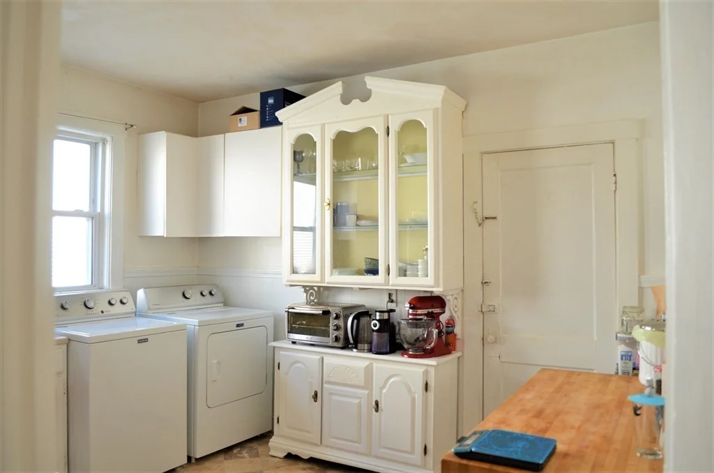 32 Gourley Rd, Tufts University
