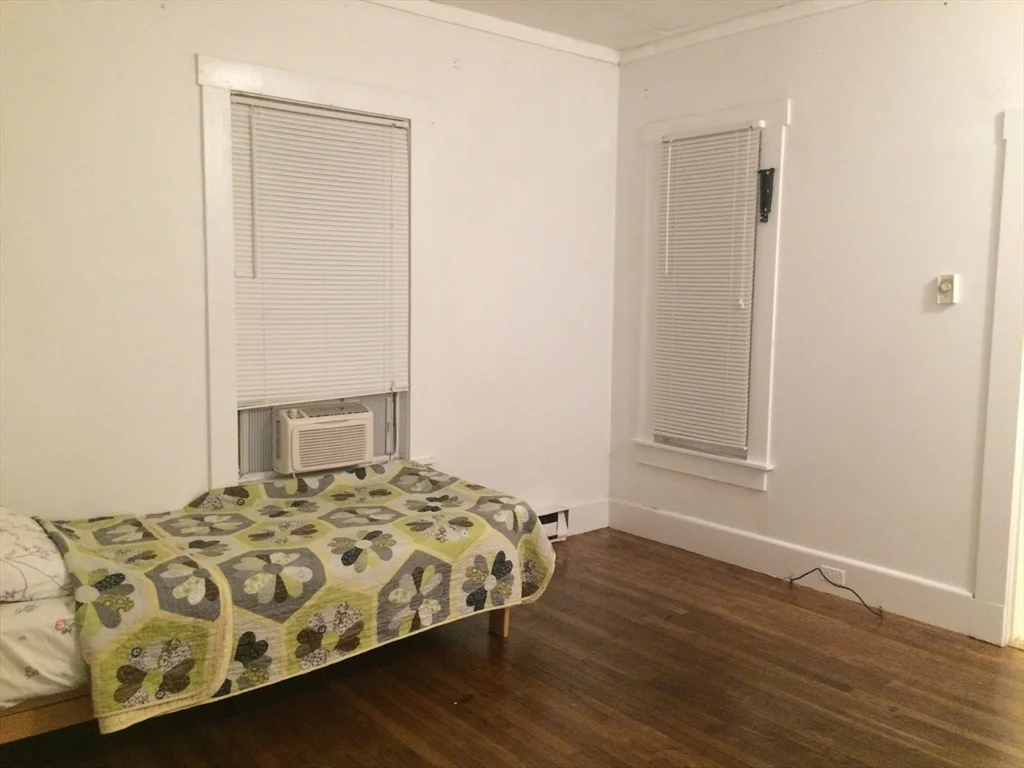 38 Gordon, Framingham