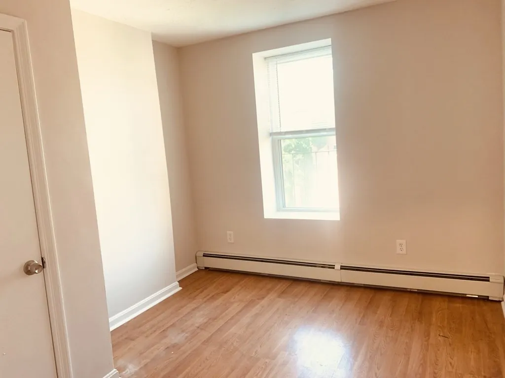 92 Hammond St, South End