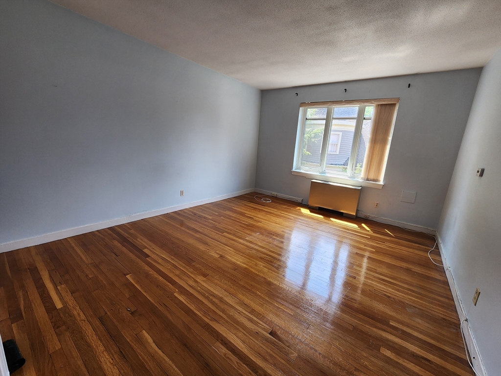 573 Washington St, Brookline