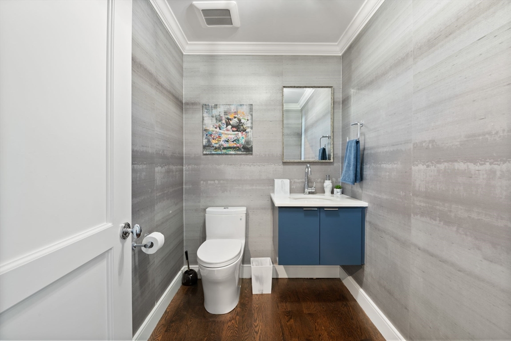 1 Nassau St, Chinatown