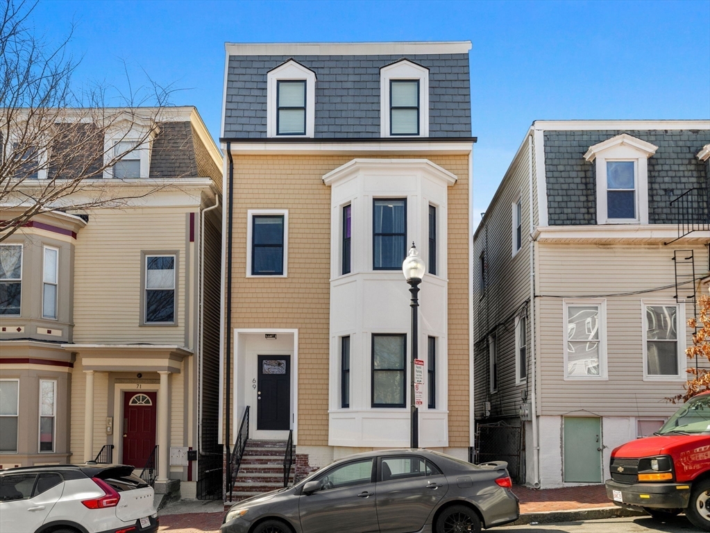 69 Putnam St, East Boston