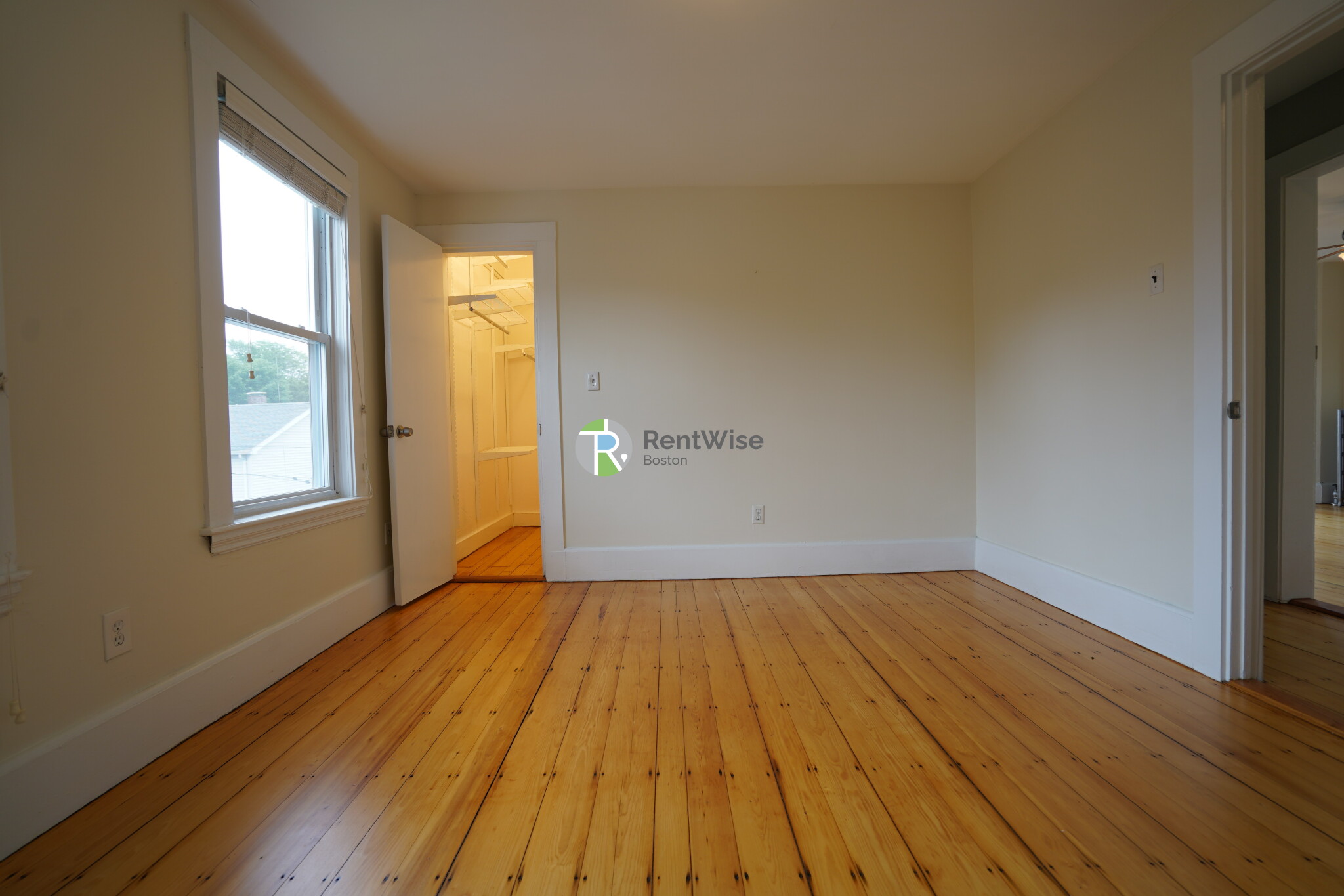 21 Plainfield St, Jamaica Plain