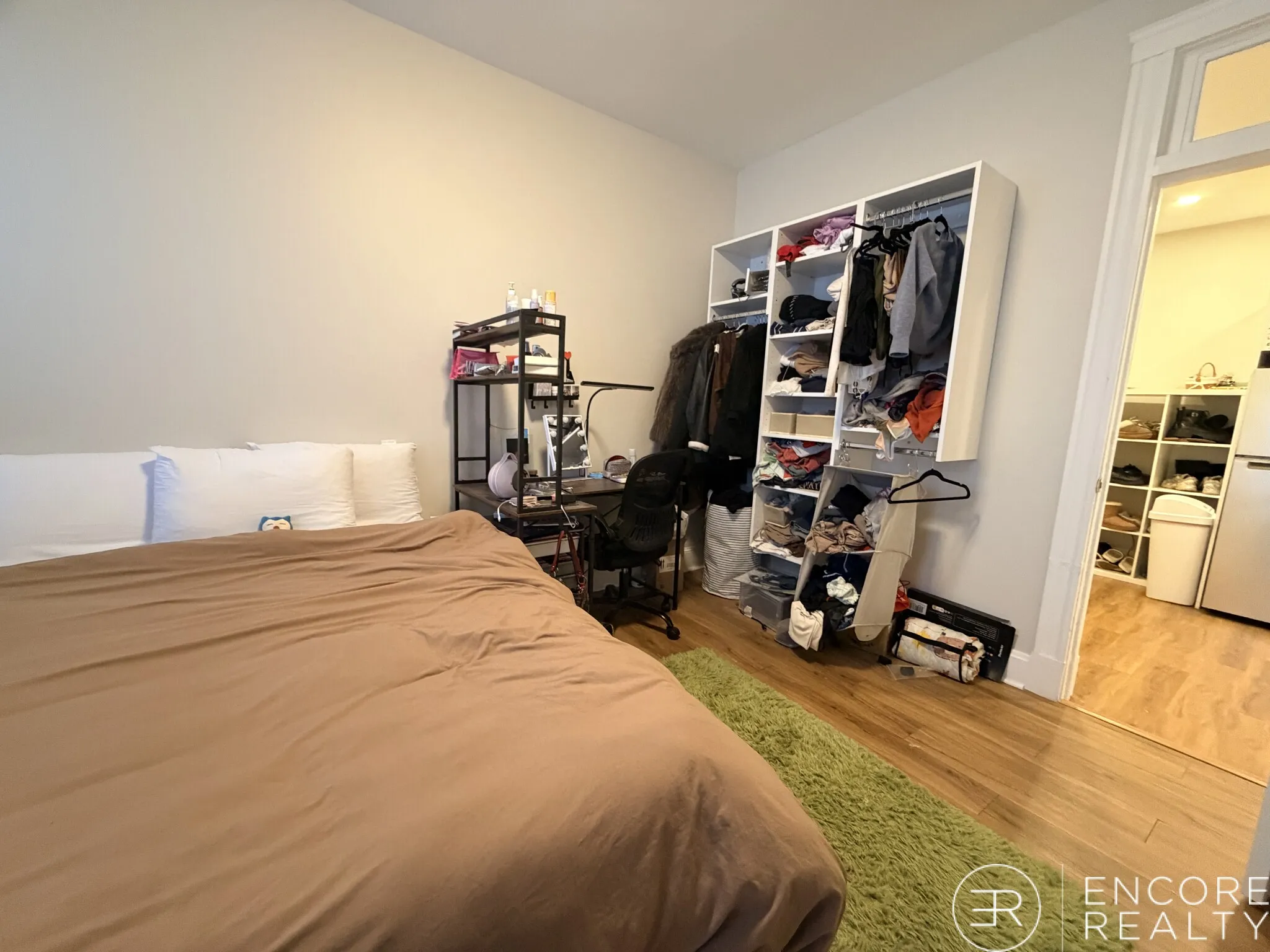 833 Beacon St, Fenway