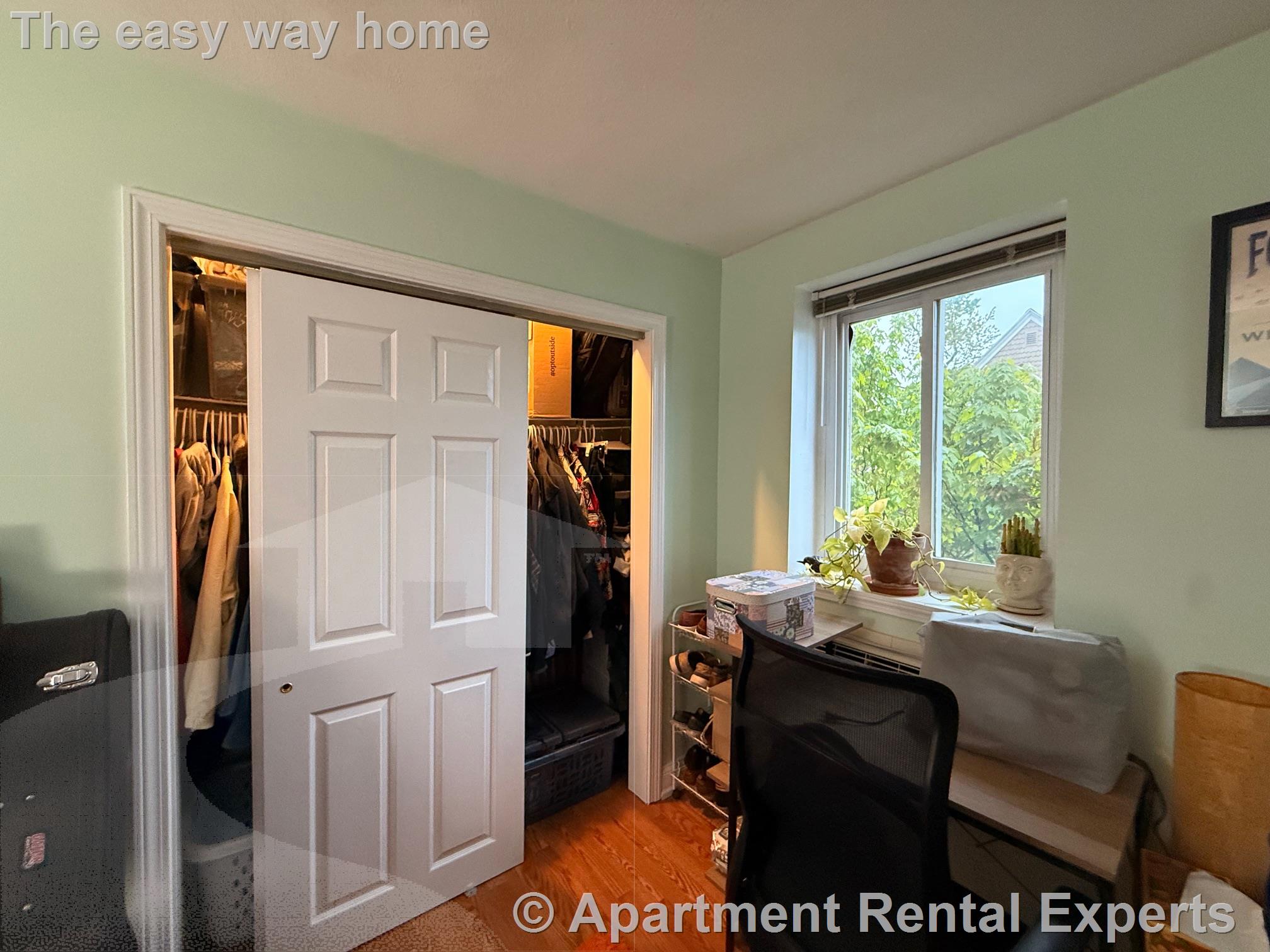 326 Broadway, Winter Hill