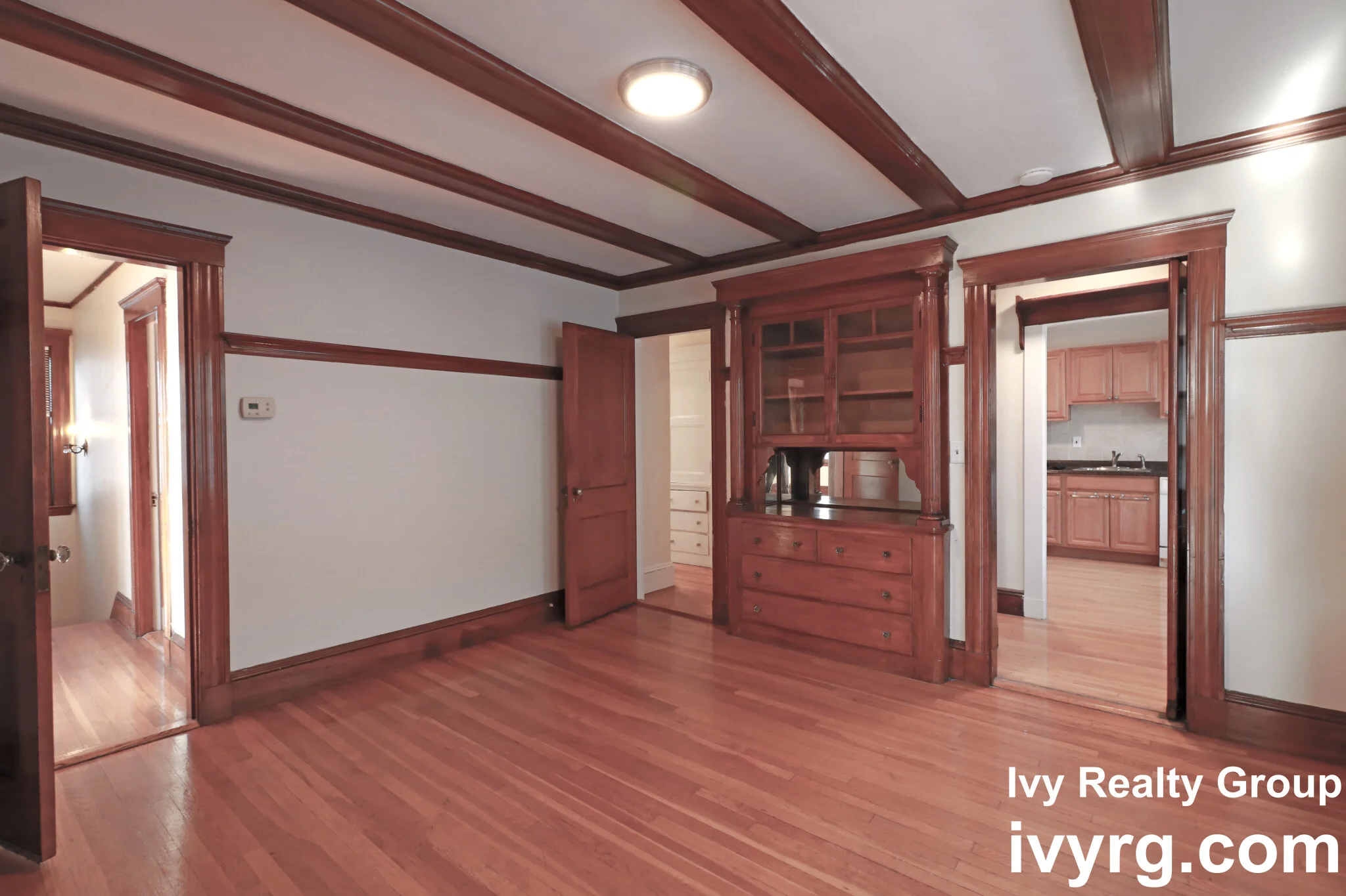 394 Mount Auburn St, East Watertown