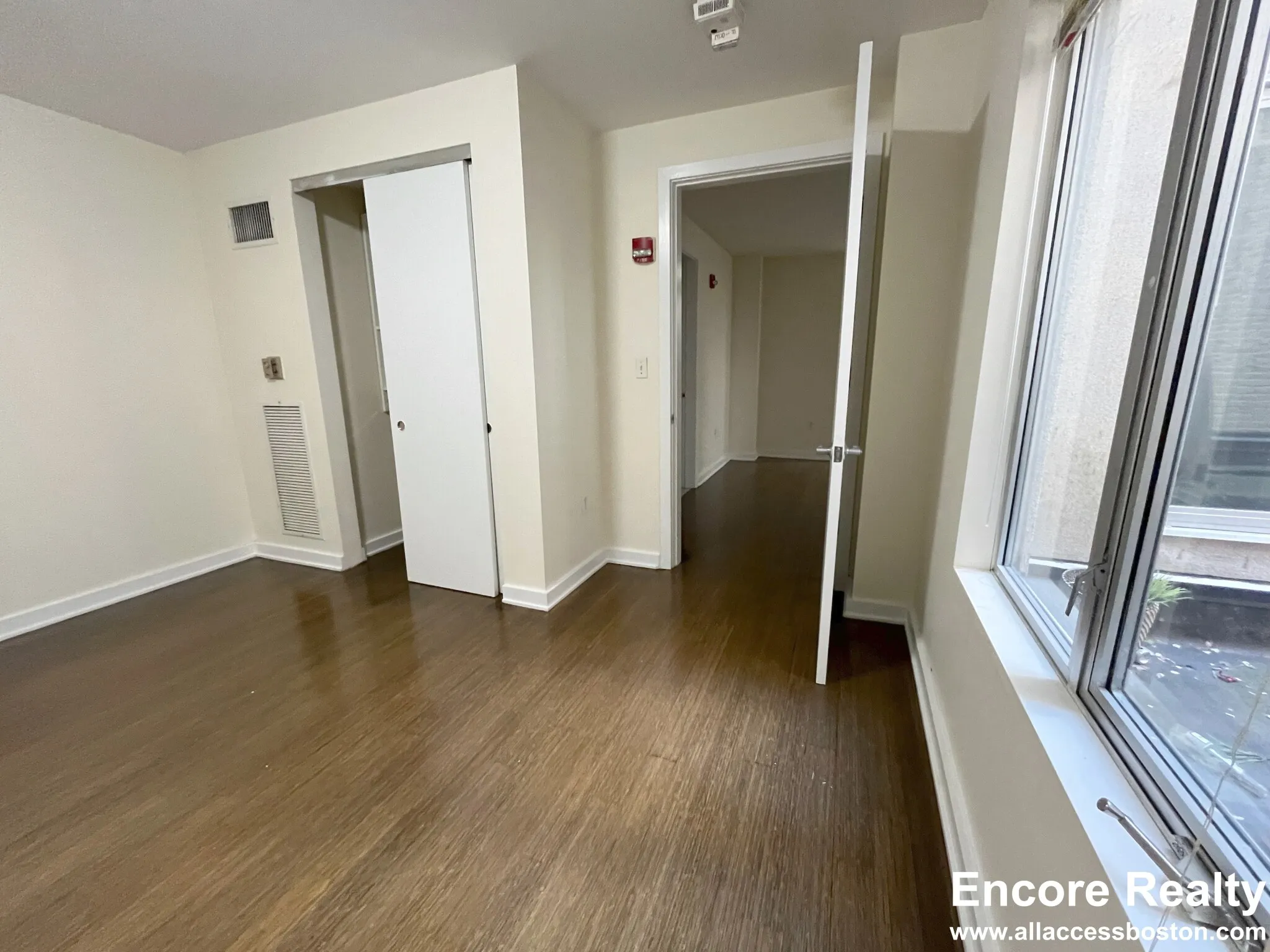 40 Boylston St, Downtown