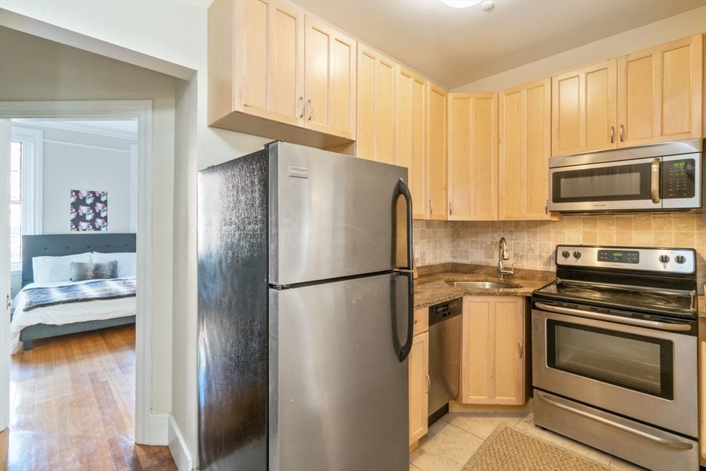 77 Marlborough St, Back Bay