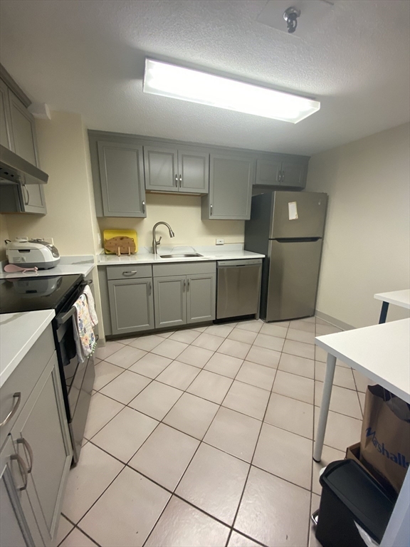 1731 Beacon St, Brookline