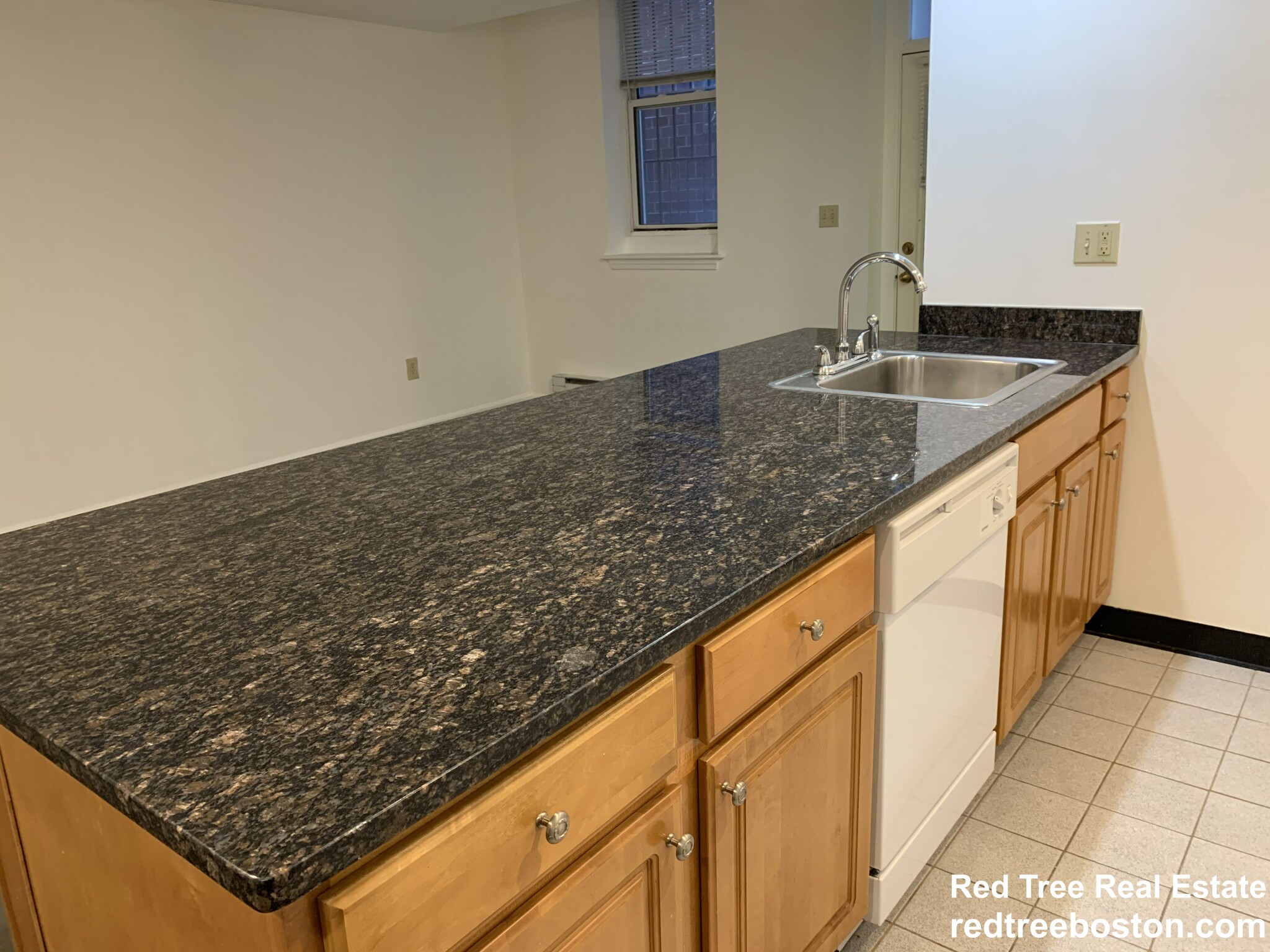 40 Queensberry St, Fenway