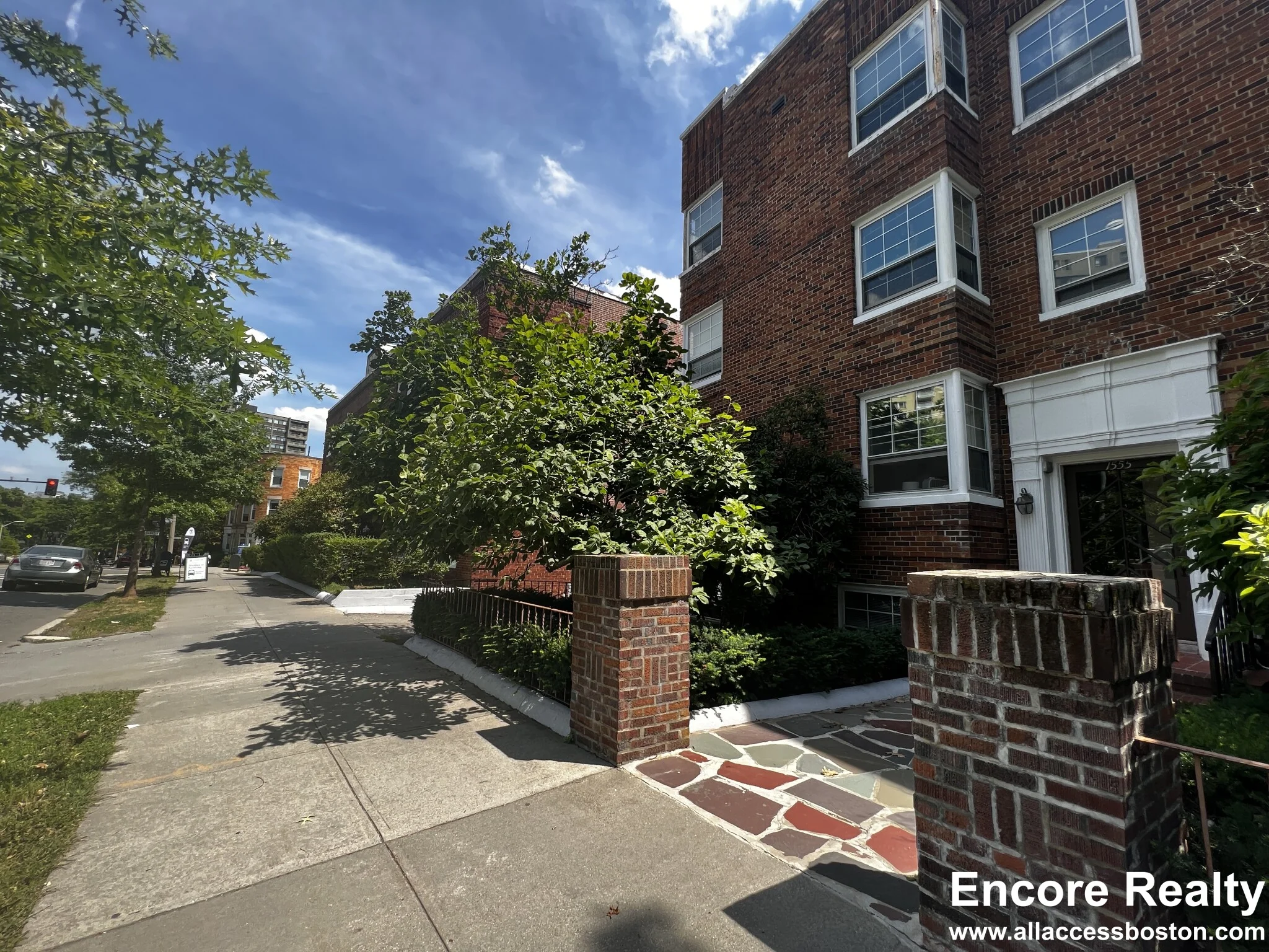 1555 Beacon St, Brookline