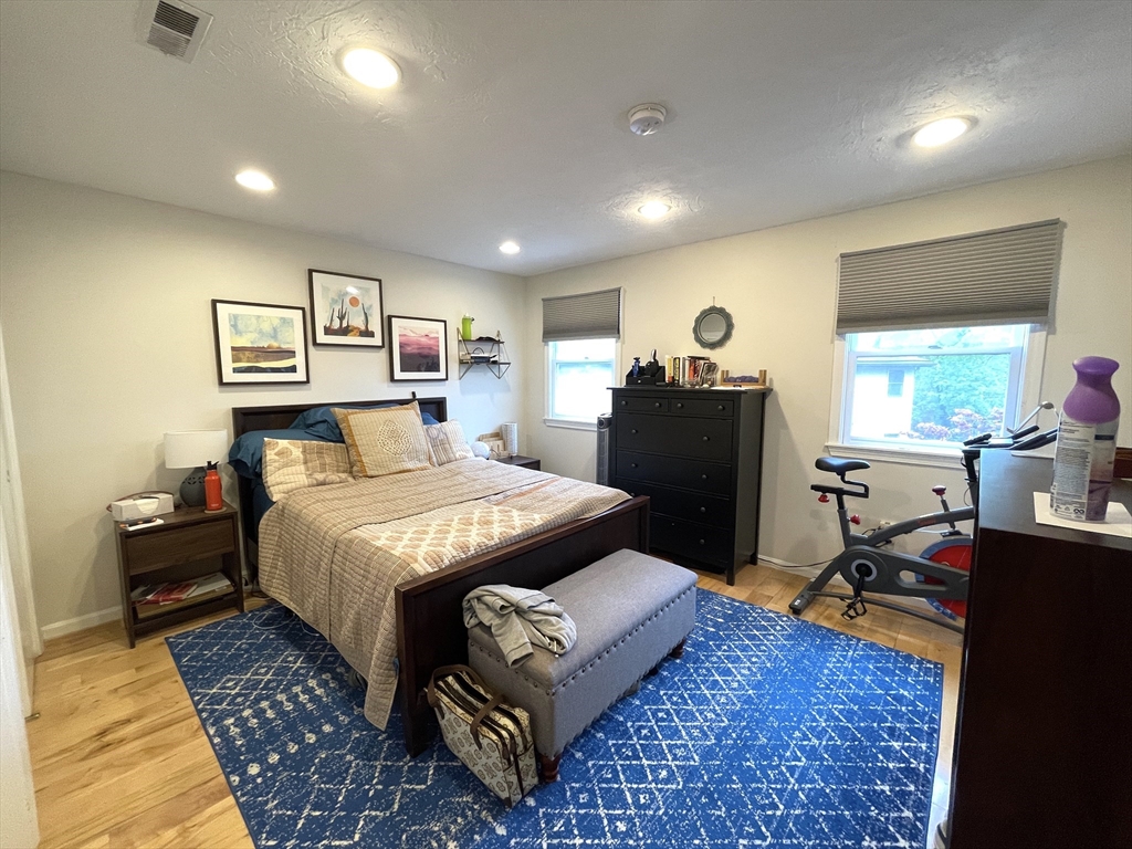 119 Beaconsfield, Aspinwall Hill