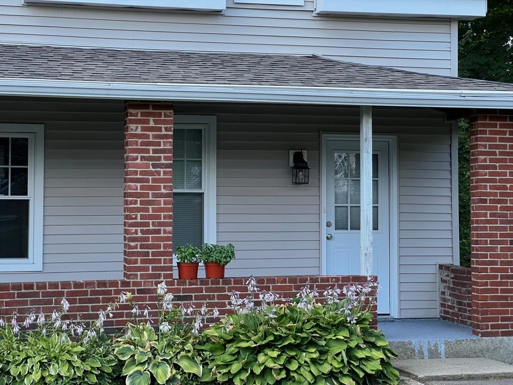 5 Tibbetts St, Natick