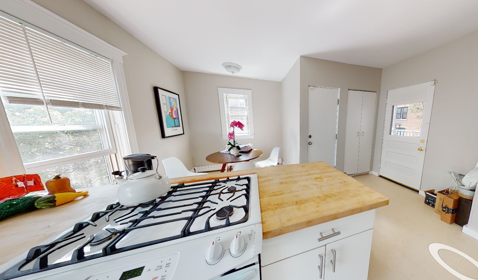 2 bed, 1 bath apartment for rent at 8 Chapman Pl Unit 3T, Harvard Square — photo 4 of 12