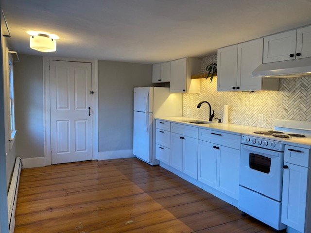 1 bed, 1 bath apartment for rent at 12 Pickman St Unit 3, Salem