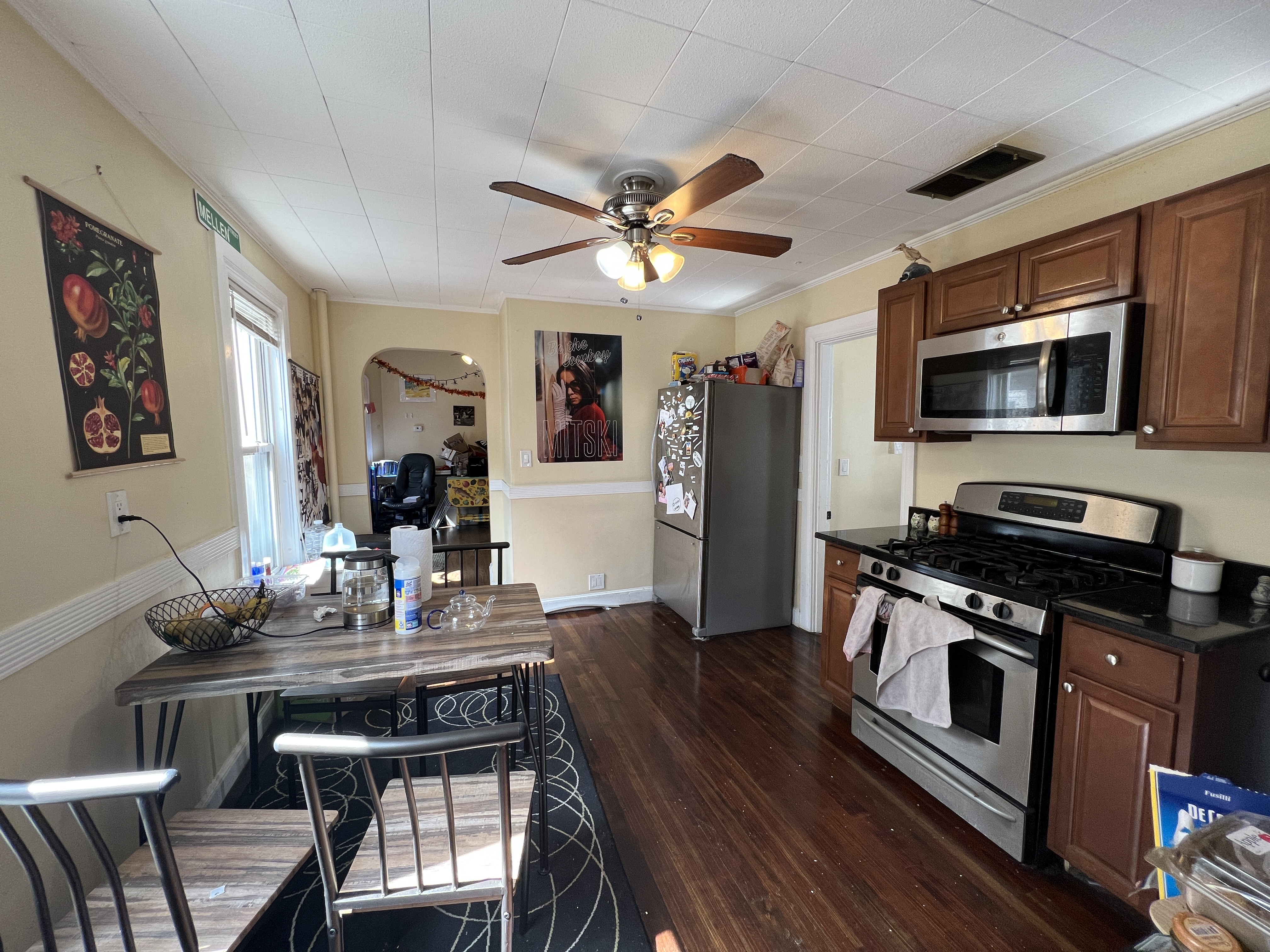 3 bed, 1 bath apartment for rent at 21 Chandler St Unit 1, Davis Square — photo 2 of 10