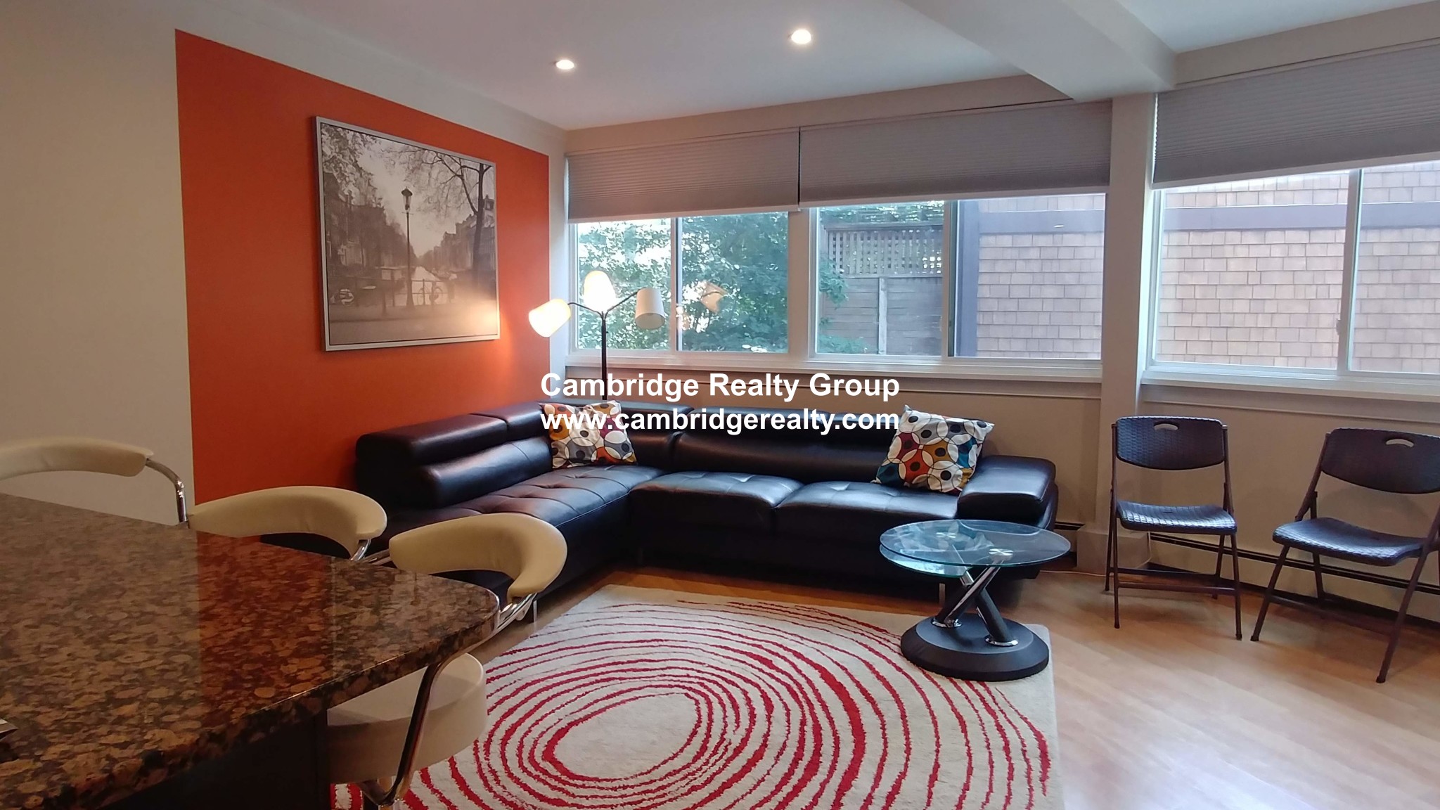 2 bed, 1 bath apartment for rent at 516 Green St Unit 1B, Central Square — photo 2 of 18
