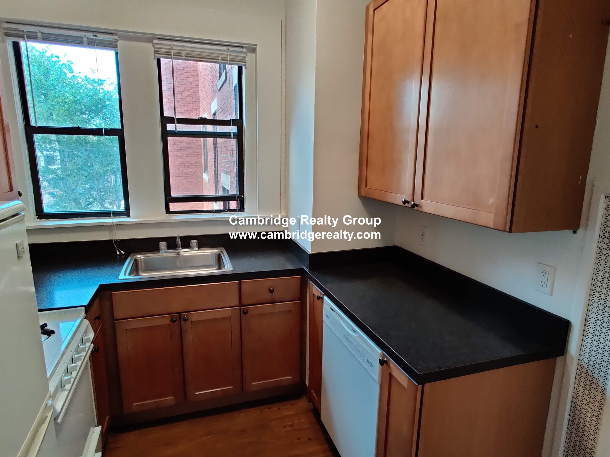 2 bed, 1 bath apartment for rent at 1010 Massachusetts Ave Unit 41, Riverside — photo 2 of 15