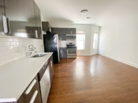 4 bed, 1 bath apartment for rent at 25 Marney St Unit 1, East Cambridge — photo 3 of 9