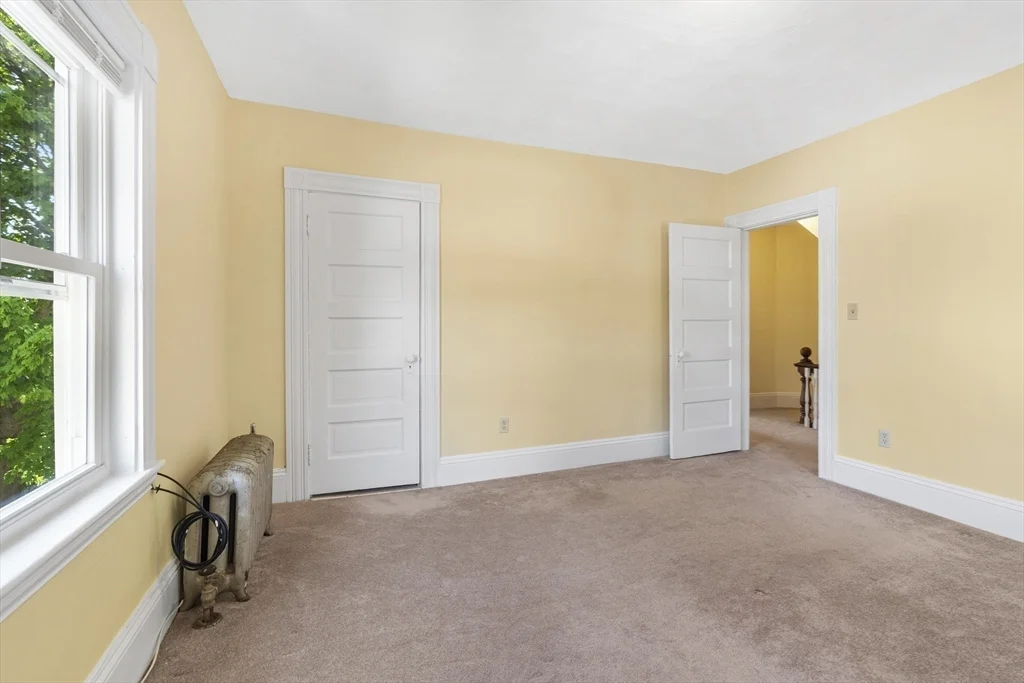 12 Folger Ave, Beverly