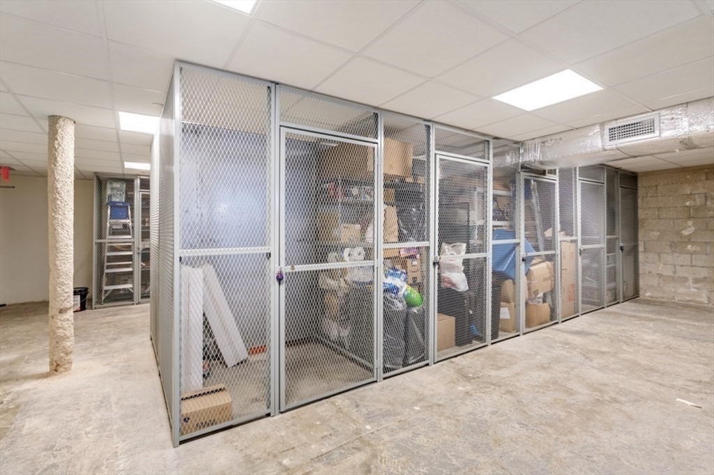 99 Chestnut Hill Ave, Brighton