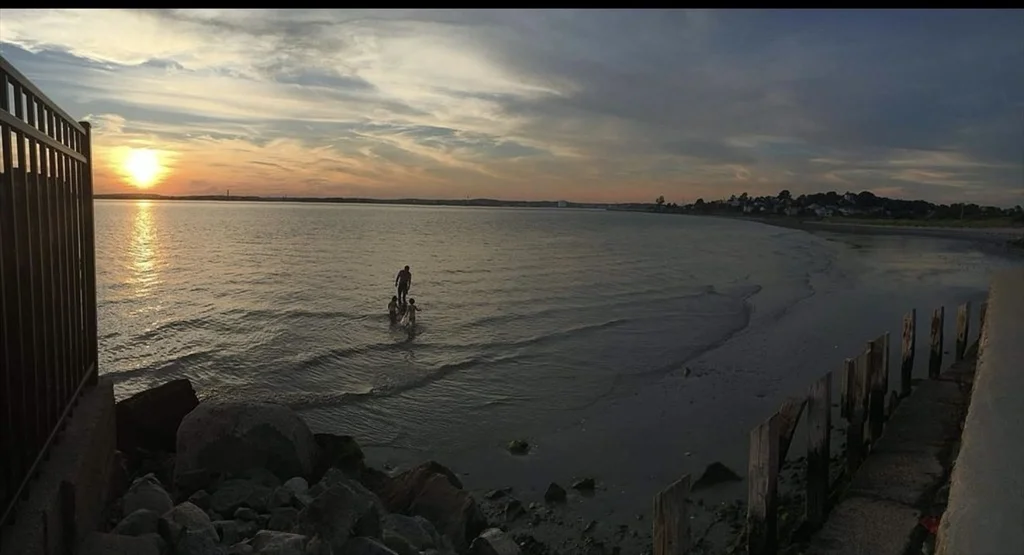 39 Castle Rd, Nahant