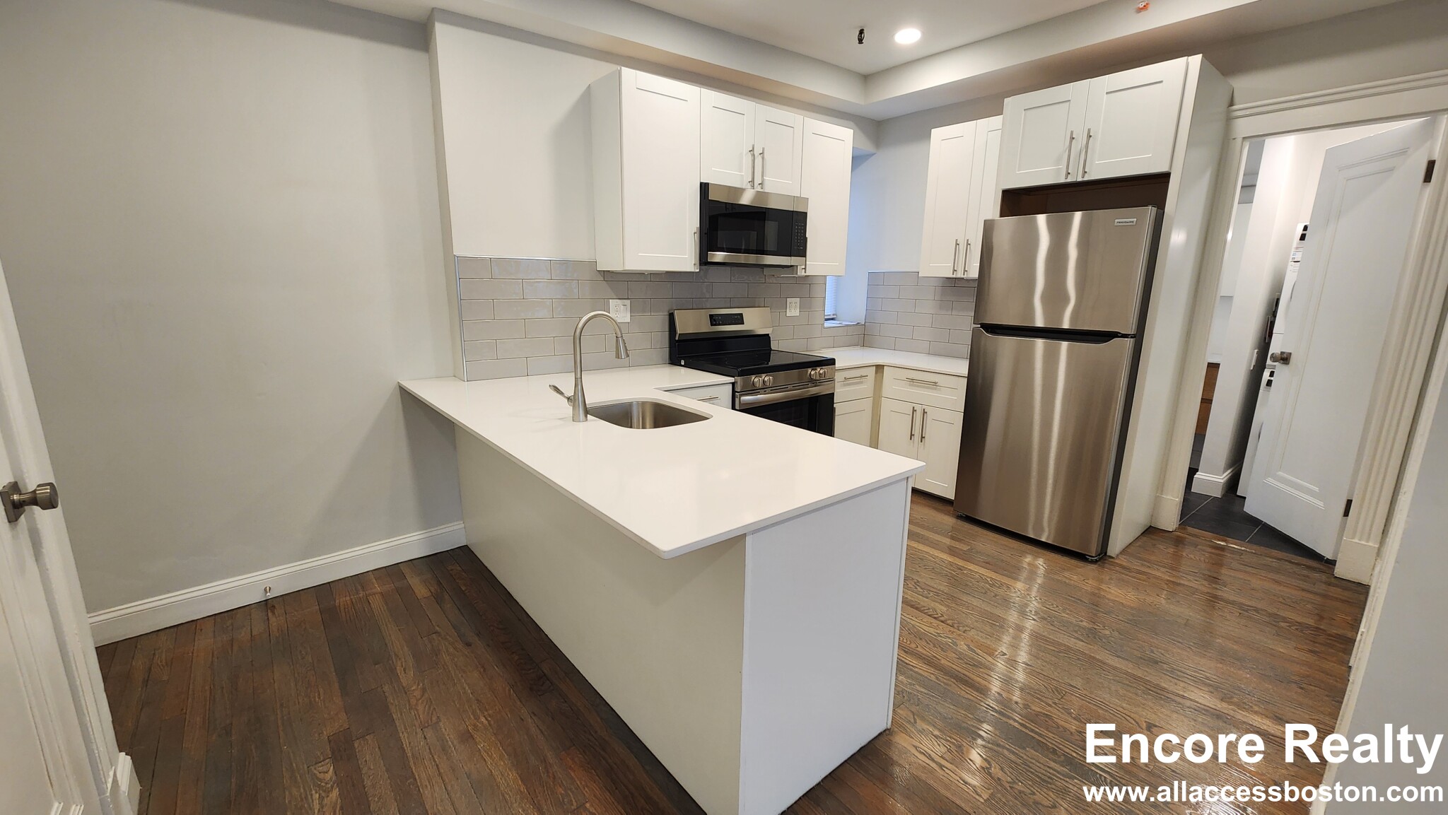 11 Peterborough St, Fenway