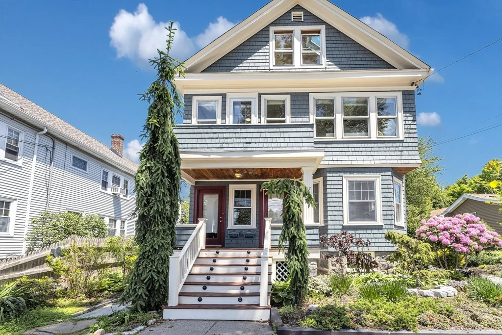 89 Dent St, West Roxbury