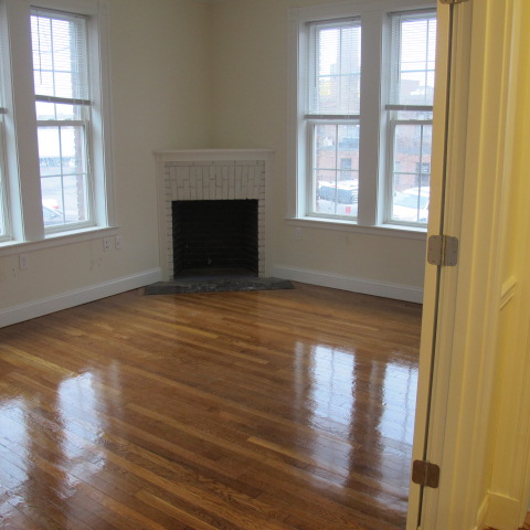 15 Glenville Ave, Allston