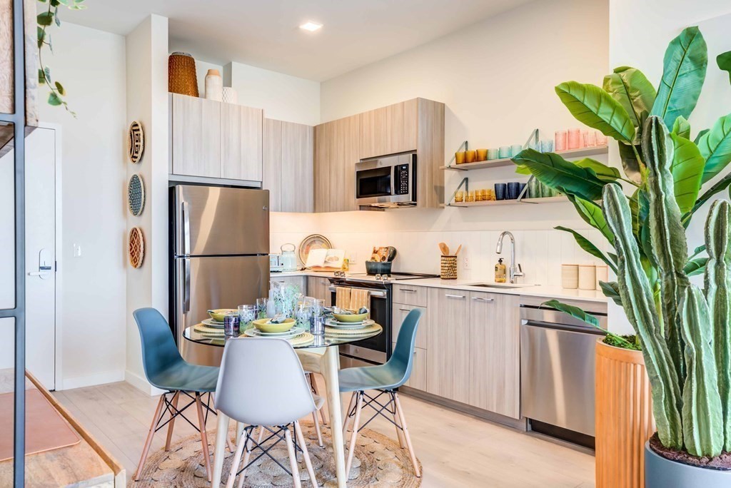 50 Ocean Ave, Revere