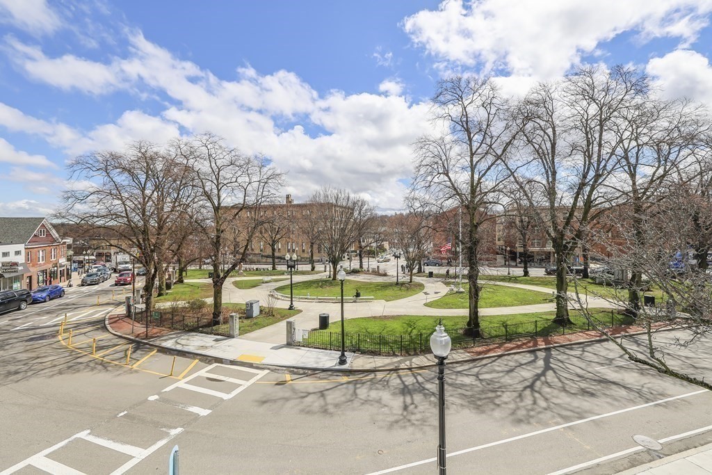 734 South St, Roslindale