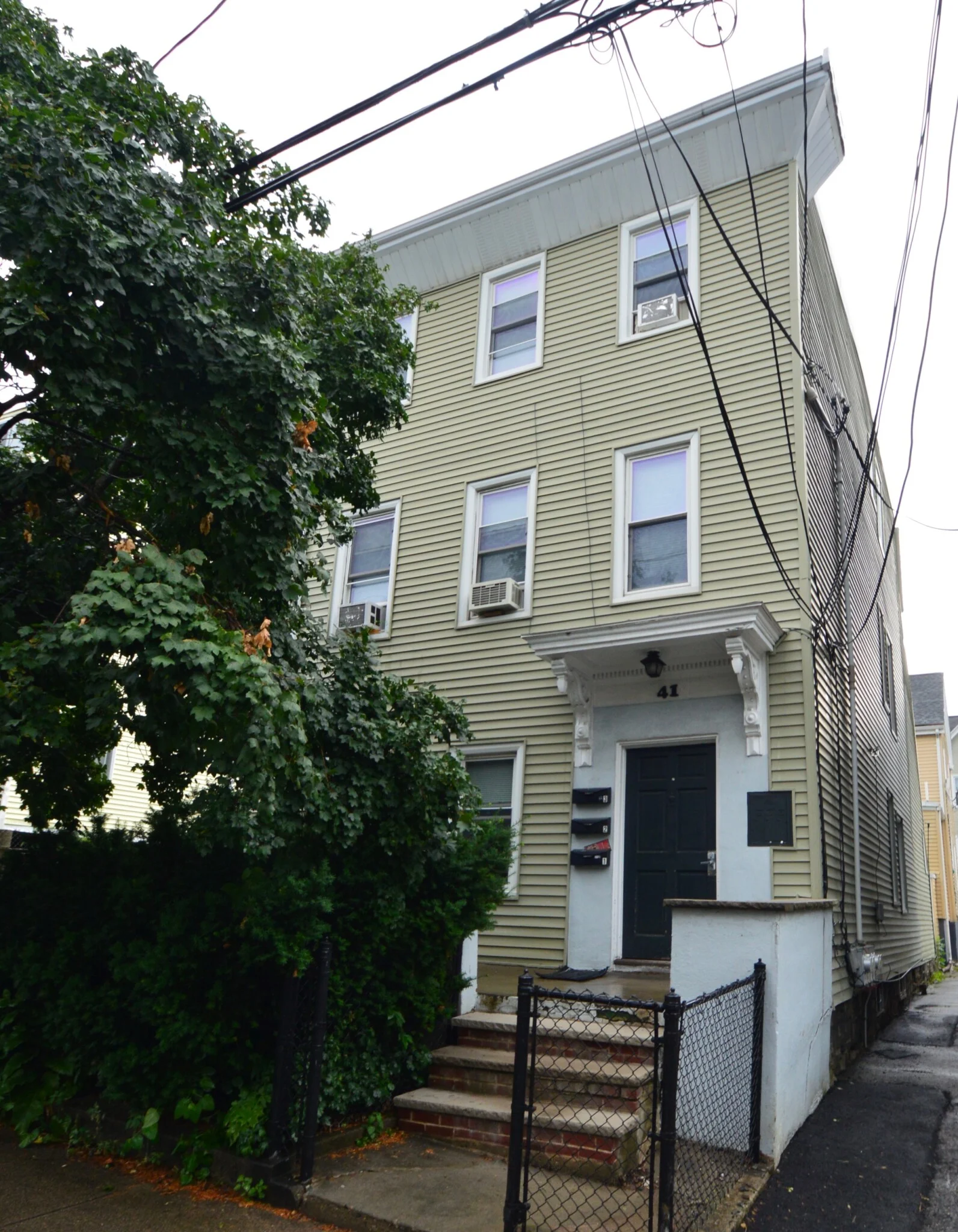 41 Mount Pleasant St, East Somerville