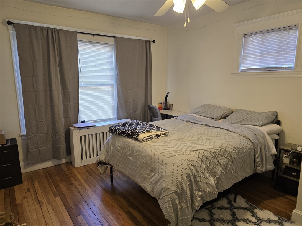 38 Hillside St, Mission Hill