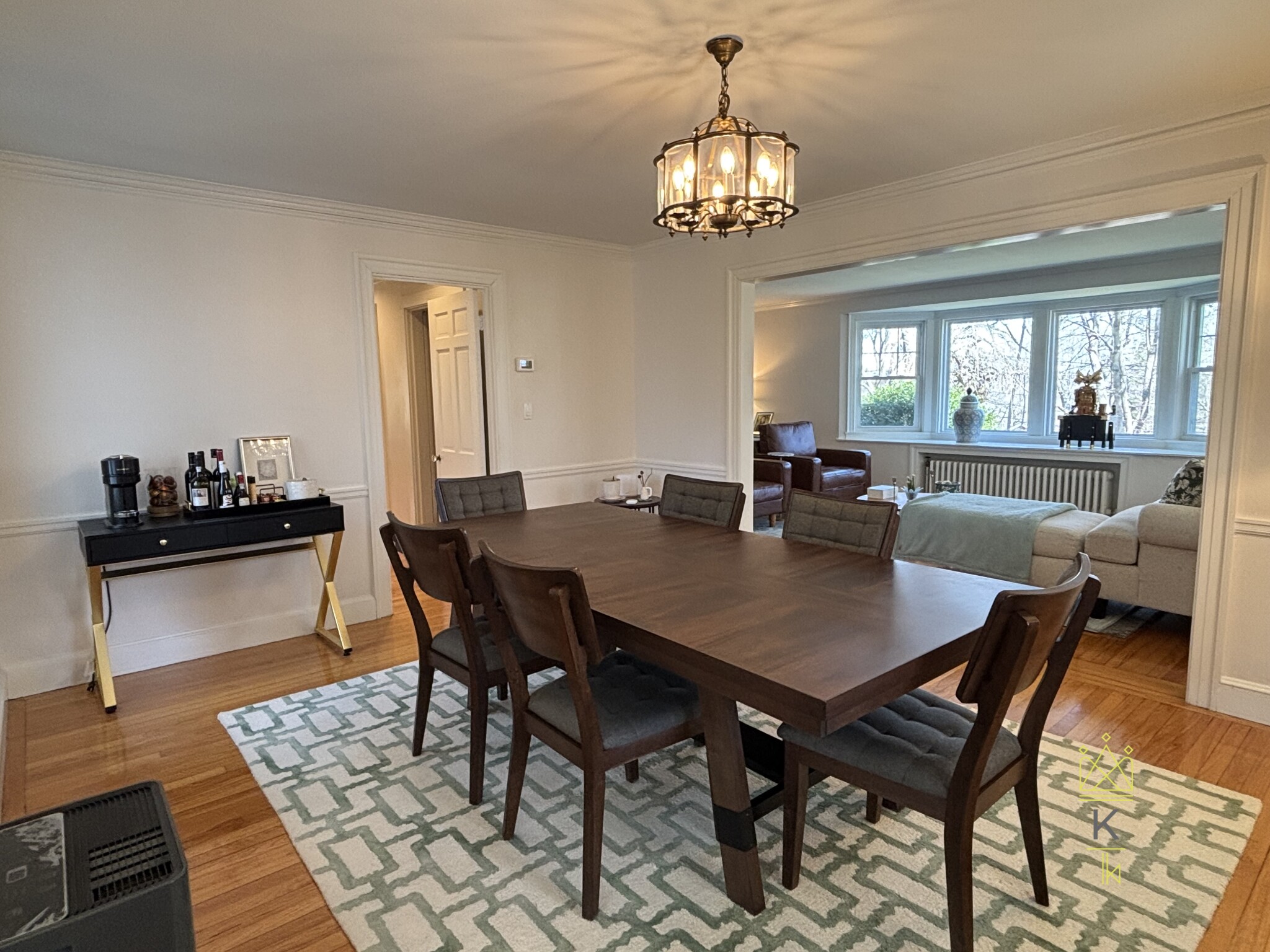 198 Wolcott Rd, Chestnut Hill