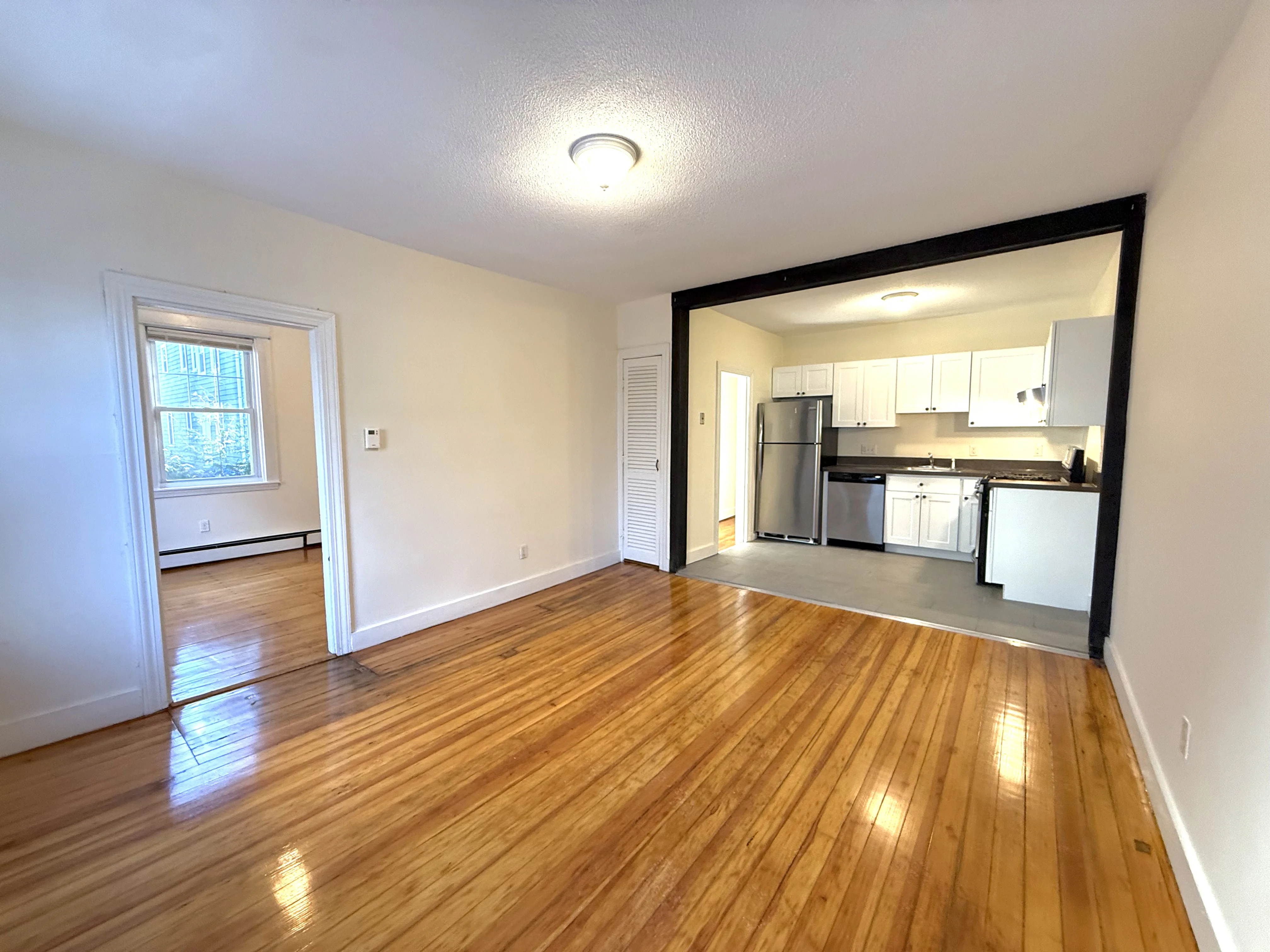 18 Roberts St, Brookline