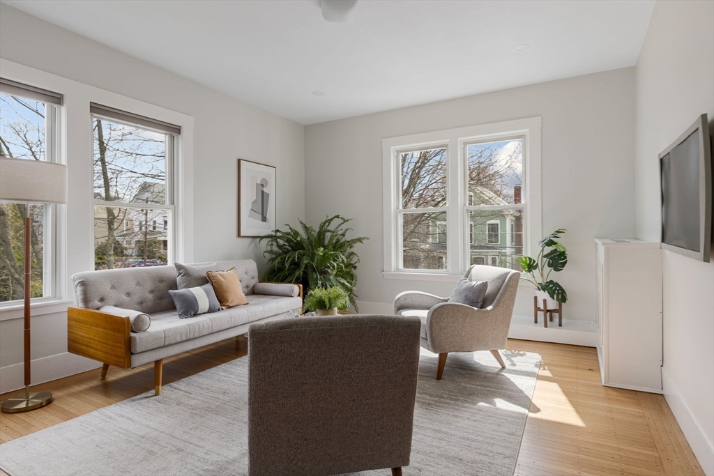 14 Center St, Watertown