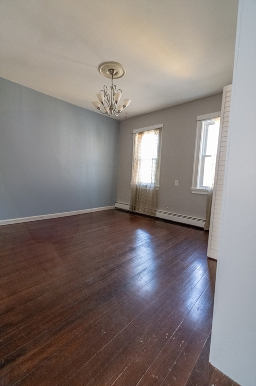 28 Harding Ter, Dedham