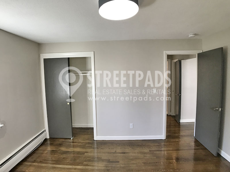 50 Evergreen St, Jamaica Plain